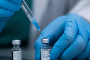 Ίλιον: 64χρονη πέθανε μετά τον εμβολιασμό της - Υπ. Υγείας: Δεν σχετίζεται με το εμβόλιο ο θάνατος