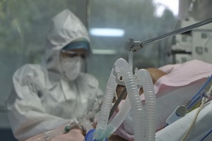 Καταγγελία για το AstraZeneca: «Ο αδελφός μου έπεσε σε κώμα 10 ημέρες μετά τον εμβολιασμό» – Χαροπαλεύει 42χρονος