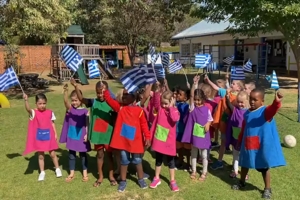 Το ελληνικό σχολείο στη Ζιμπάμπουε εόρτασε πανηγυρικά το Έπος του '40! Συγκινητικά βίντεο!
