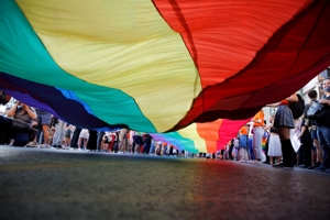 π. Γεώργιος Σχοινάς: «Τι γίνεται με τους γκέι;»