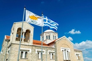 Γεώργιος Αϋφαντής (πρέσβης ε.τ.): Ποιοι Κύπριοι θέλουν τη διχοτόμηση
