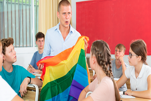 Ουαλία: Σχολικό φυλλάδιο διδάσκει 100 διαφορετικά φύλα! Η «θεωρία του φύλου» εισβάλλει στα σχολεία!