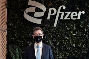 Επιστολή προς το Πανεπιστήμιο Πατρών για την σκανδαλώδη βράβευση του διευθύνοντος συμβούλου της Pfizer