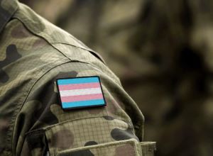 Γερμανία: Οι τρανς γυναίκες θα θεωρούνται γυναίκες σε περίοδο ειρήνης και άνδρες σε περίοδο πολέμου!