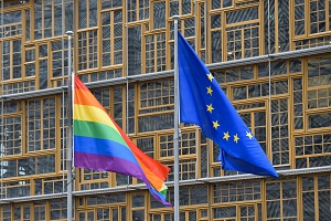 ΕΕ - ΛΟΑΤΚΙ: Κατάργηση της κυριαρχίας και της ταυτότητας των ευρωπαϊκών λαών