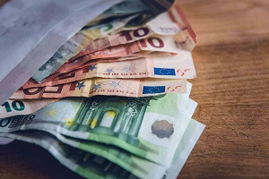Δεν θα αποδέχεται πλέον μετρητά στις συναλλαγές ο Δήμος Θέρμης