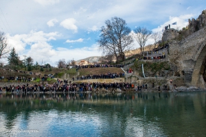 Μετά από πολλά χρόνια ο εορτασμός των Θεοφανείων στην Κόνιτσα στον Αώο ποταμό