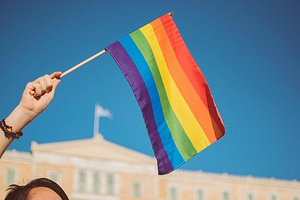 Ομοφυλοφιλία και η ατζέντα του woke αναιρετισμού: Επικαιρικοί στοχασμοί ενός «οπισθοδρομικού»