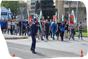 Βουλγαρία: Διαμαρτυρία κατά των μεταναστών – Θέλουν μόνο παντρεμένα ζευγάρια με παιδιά
