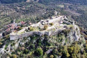 Κάστρο Καρύταινας〔4K〕- Ένα από τα πιο αξιόλογα φρούρια της Πελοποννήσου