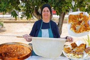 Κολοκυθόπιτα χωριάτικη στην πυροστιά | Η ζωή στο χωριό