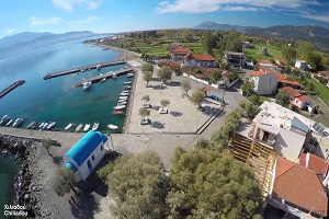 Χιλιαδού Φωκίδας〔4K〕| Η παραλία με την ήρεμη και οικογενειακή ατμόσφαιρα