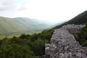 Αρχαία Ερένεια – Ένας αρχαίος οχυρωμένος οικισμός