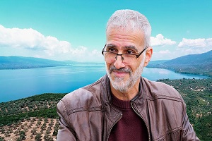 Γεννήθηκε στον Καναδά, γύρισε στο χωριό της μητέρας του | Εδώ ανήκω