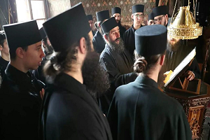 Μουσικά Κείμενα (Κυριακή Β΄ Νηστειών – Αγίου Γρηγορίου Παλαμά) Δοξαστικόν Αποστίχων Εσπερινού, μέλος Χουρμουζίου Χαρτοφύλακος, Ήχος πλ. Δ΄- Αργή Δοξολογία, μέλος Γ. Βιολάκη, Ήχος πλ. Β΄