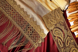 Γιατί οι δαντέλες της Σαλαμίνας αποτελούν παγκόσμια πολιτιστική κληρονομιά