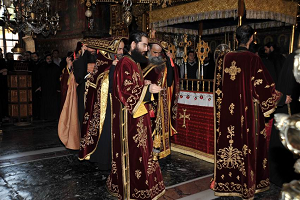 Όρθρος Μ. Σαββάτου: Α’ Στάση Εγκωμίων Μ. Σαββάτου, Ήχος πλ. Α΄- Αναστάσιμα Ευλογητάρια, μέλος Πέτρου Λαμπαδαρίου, Ήχος πλ. Α΄