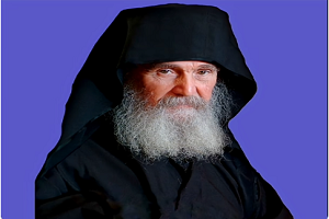 Γέροντας Εφραίμ Αριζόνας: Ο άνθρωπος δεν μπορεί να ζήσει μακριά από τον Θεό – Υποφέρει ψυχικά