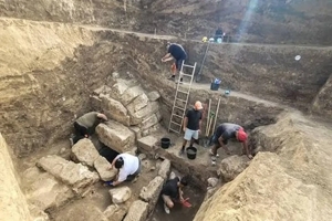 Ανακαλύφθηκε αρχαίος ελληνικός τάφος 2.300 ετών στην Ρουμανία