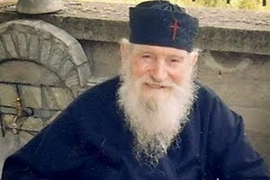 ΡαδιοΧρηστότητα: Ο πατήρ Ιωάννης Καλαΐδης